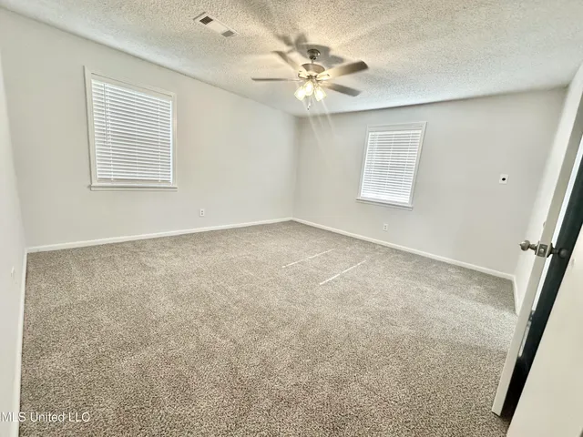 $225,000 | 512 St Paul Avenue, Senatobia, MS 38668