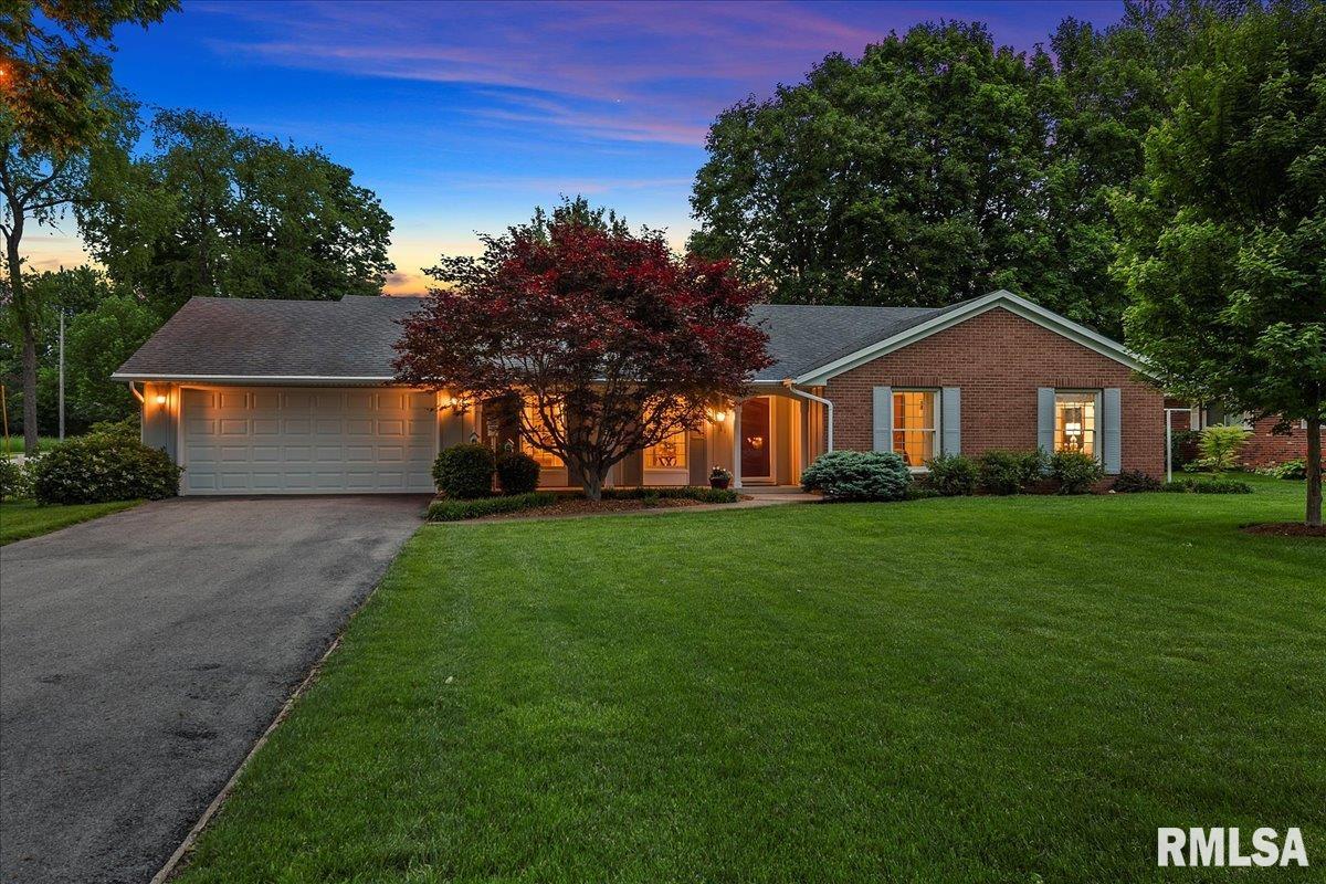 640 South Koke Mill Road Springfield, IL 62711 - Photo 1 of 87 Gallery Image 1