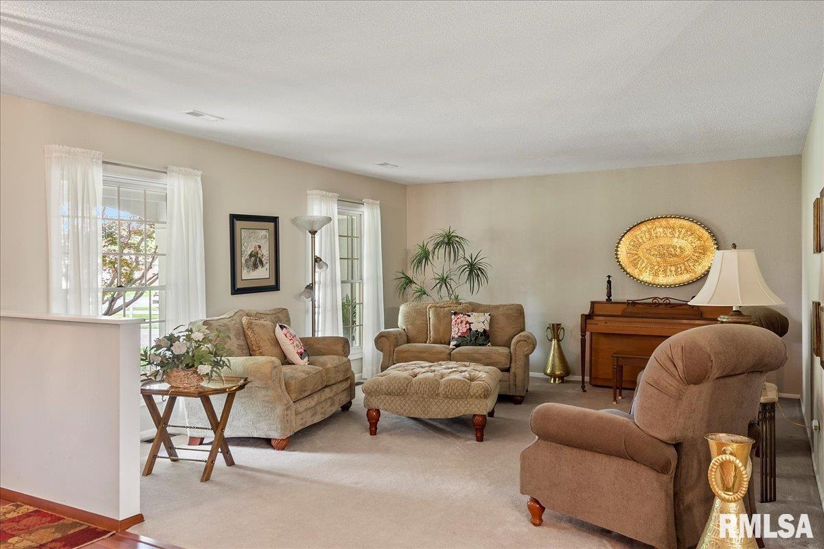 640 South Koke Mill Road Springfield, IL 62711 - Photo 13 of 87 Gallery Image 13