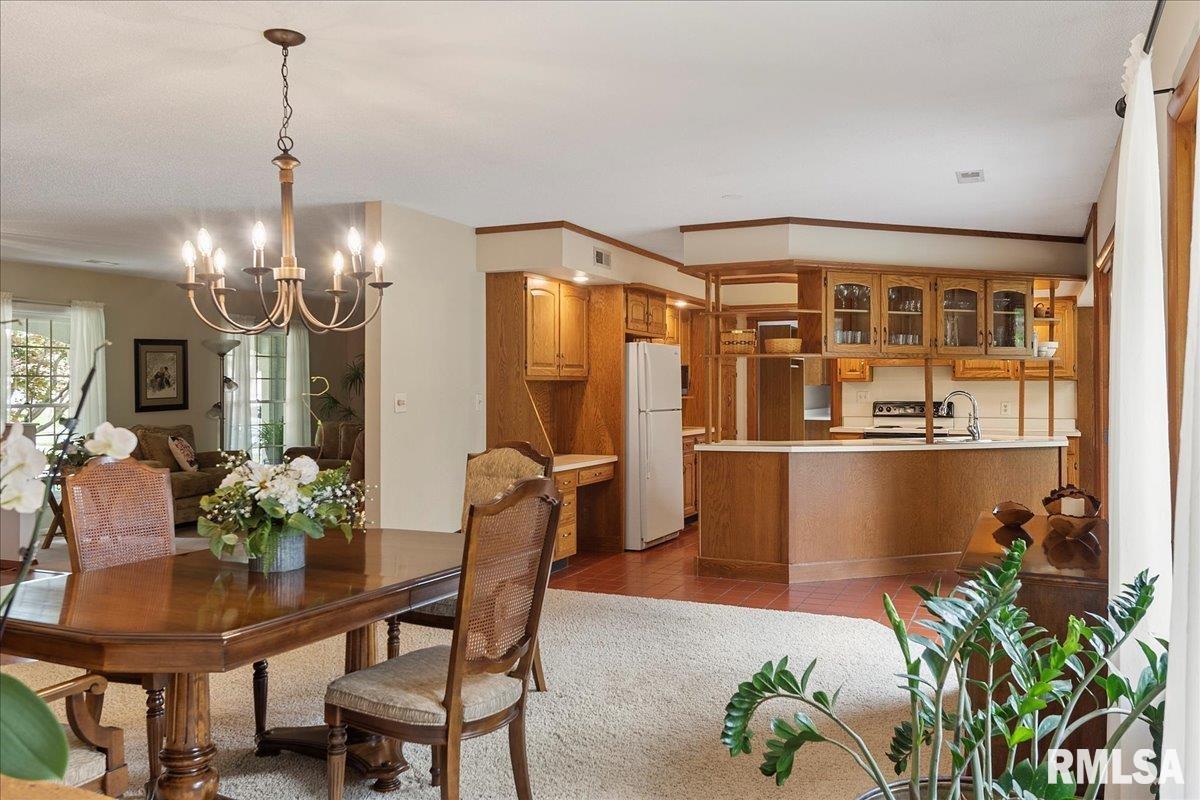 640 South Koke Mill Road Springfield, IL 62711 - Photo 19 of 87 Gallery Image 19