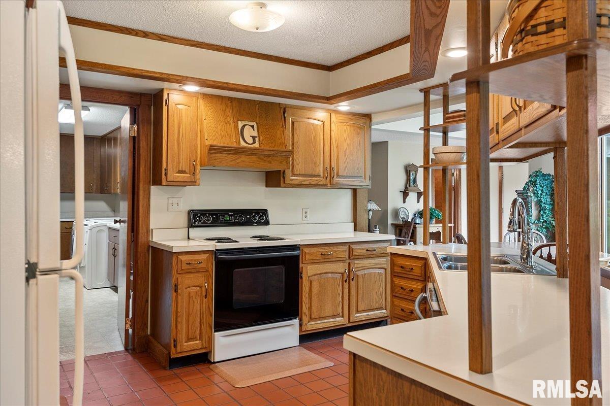 640 South Koke Mill Road Springfield, IL 62711 - Photo 23 of 87 Gallery Image 23