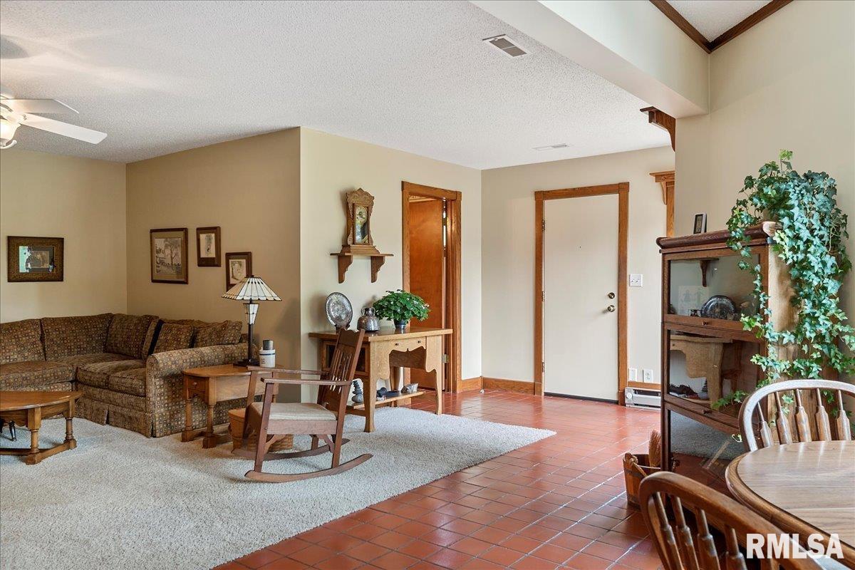 640 South Koke Mill Road Springfield, IL 62711 - Photo 29 of 87 Gallery Image 29