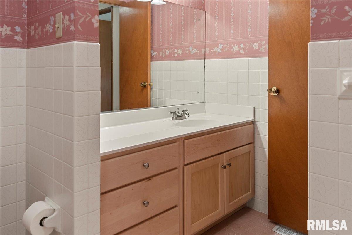640 South Koke Mill Road Springfield, IL 62711 - Photo 46 of 87 Gallery Image 46