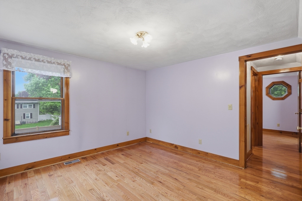 1 Brookhaven Road Worcester, MA 01606 - Photo 27 of 39