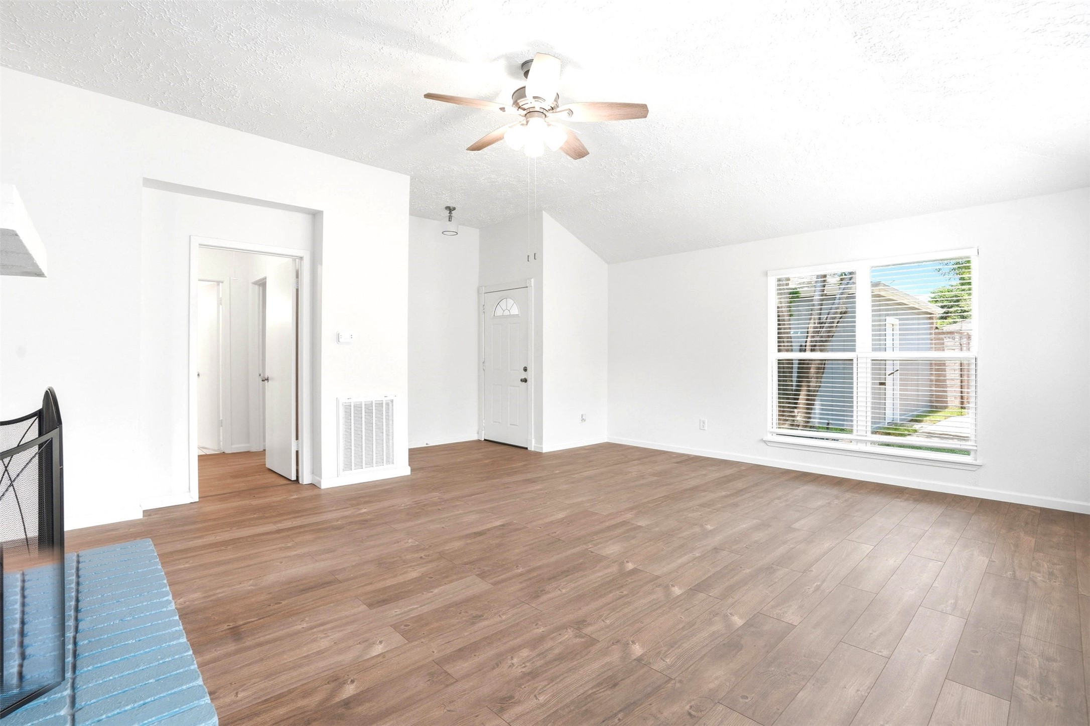 16007 Ridgegreen Drive Houston, TX 77082 - Photo 11 of 29