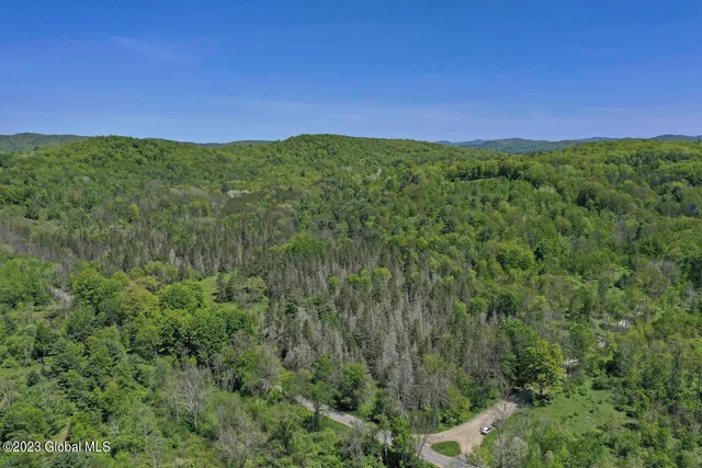 $1,850,000 | 1032 Bogtown Road, Hebron, NY 12865