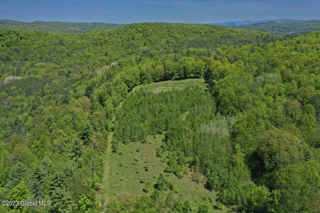 $1,850,000 | 1032 Bogtown Road, Hebron, NY 12865