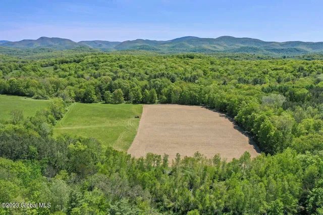 $1,850,000 | 1032 Bogtown Road, Hebron, NY 12865