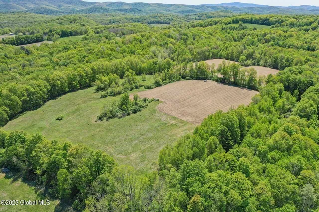 $1,850,000 | 1032 Bogtown Road, Hebron, NY 12865