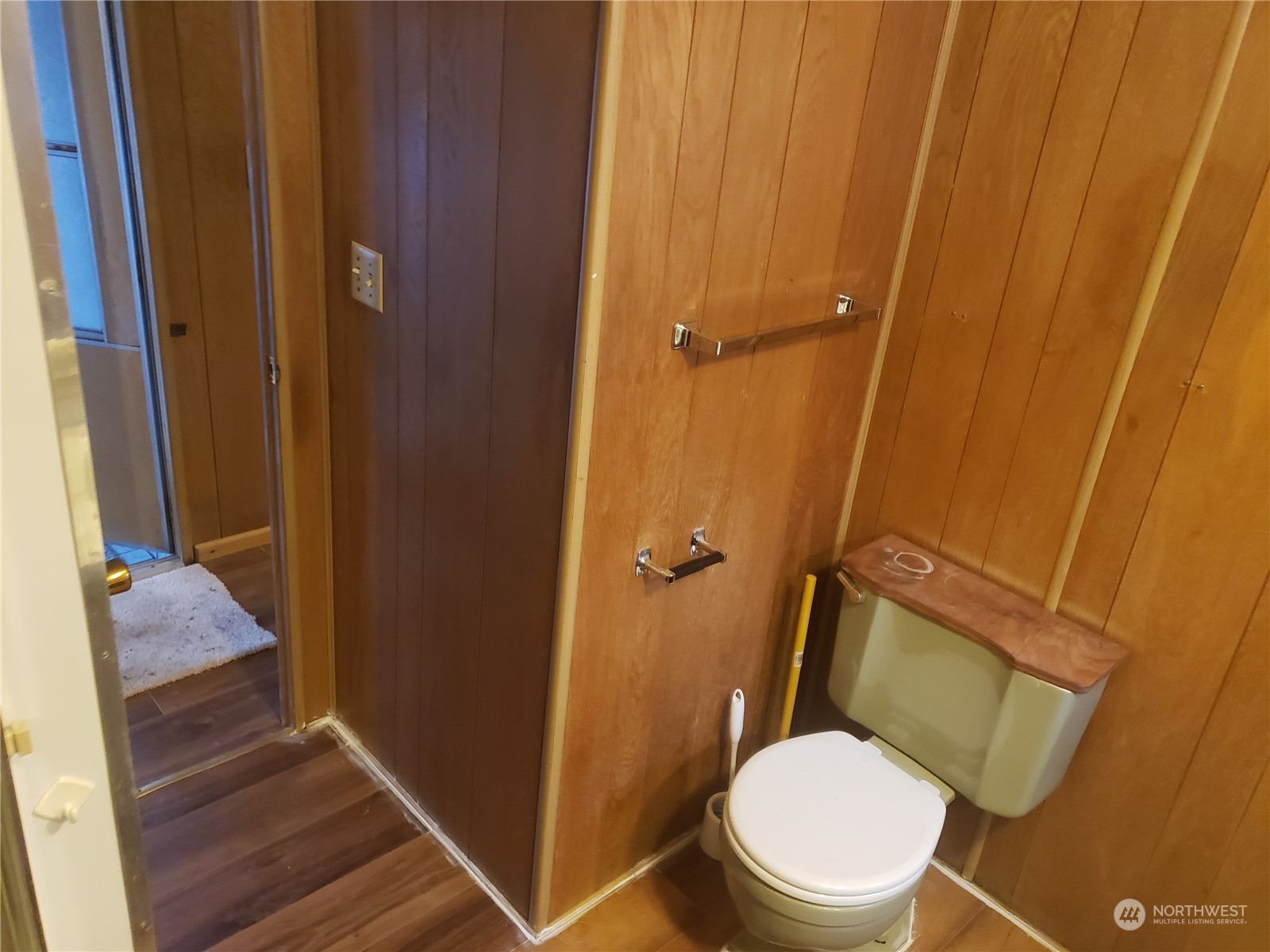 2800 Erlands Point Road Northwest, Unit 9 Bremerton, WA 98312 - Photo 11 of 18 Gallery Image 11