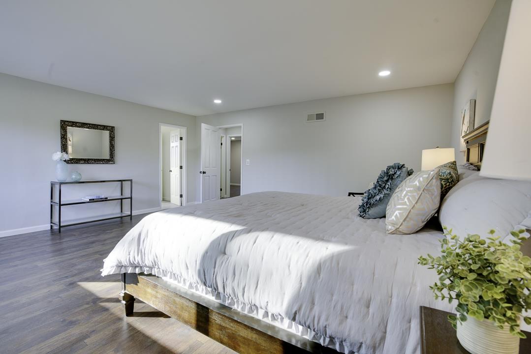 2576 Toltec Circle San Ramon, CA 94583 - Photo 25 of 37 a bedroom with bed and a wooden floor