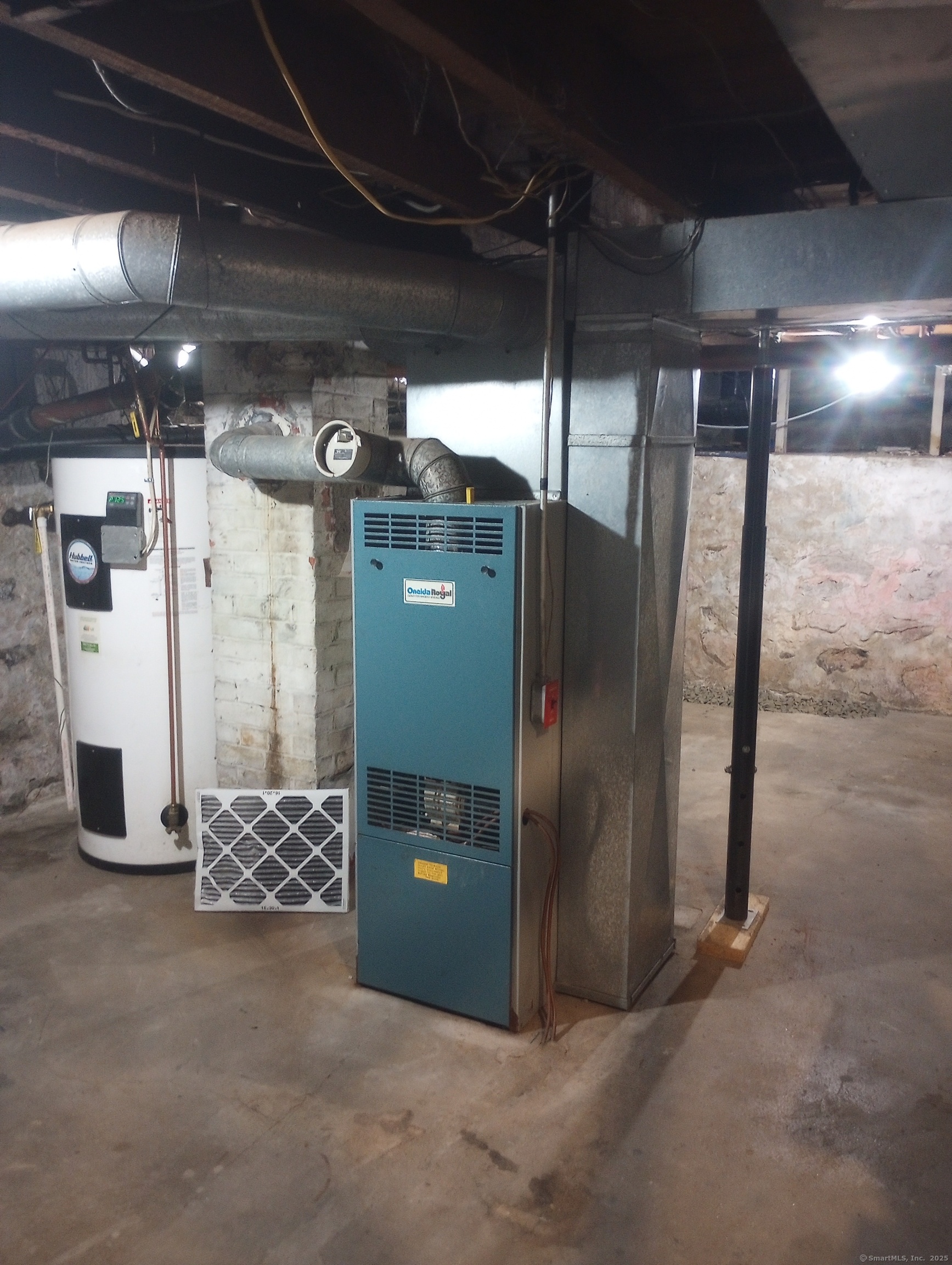 92 Thorpe Street Fairfield, CT 06824 - Photo 13 of 14