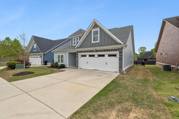$425,000 | 8016 Frostwood Lane, Ooltewah, TN 37363