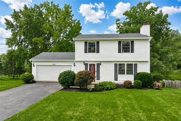 $249,900 | 2248 Brookside Drive, Walworth, NY 14568