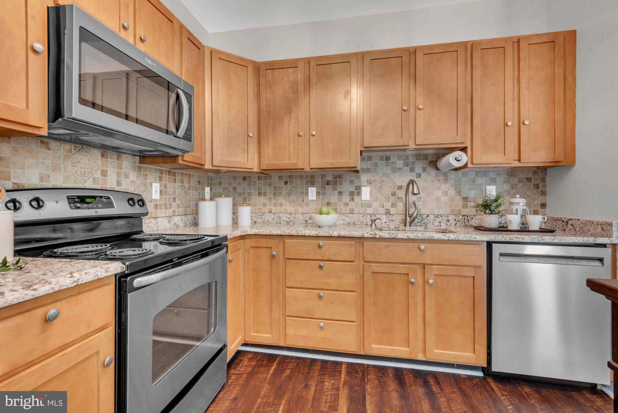 8121 Sagamore Way Pasadena, MD 21122 - Photo 14 of 66