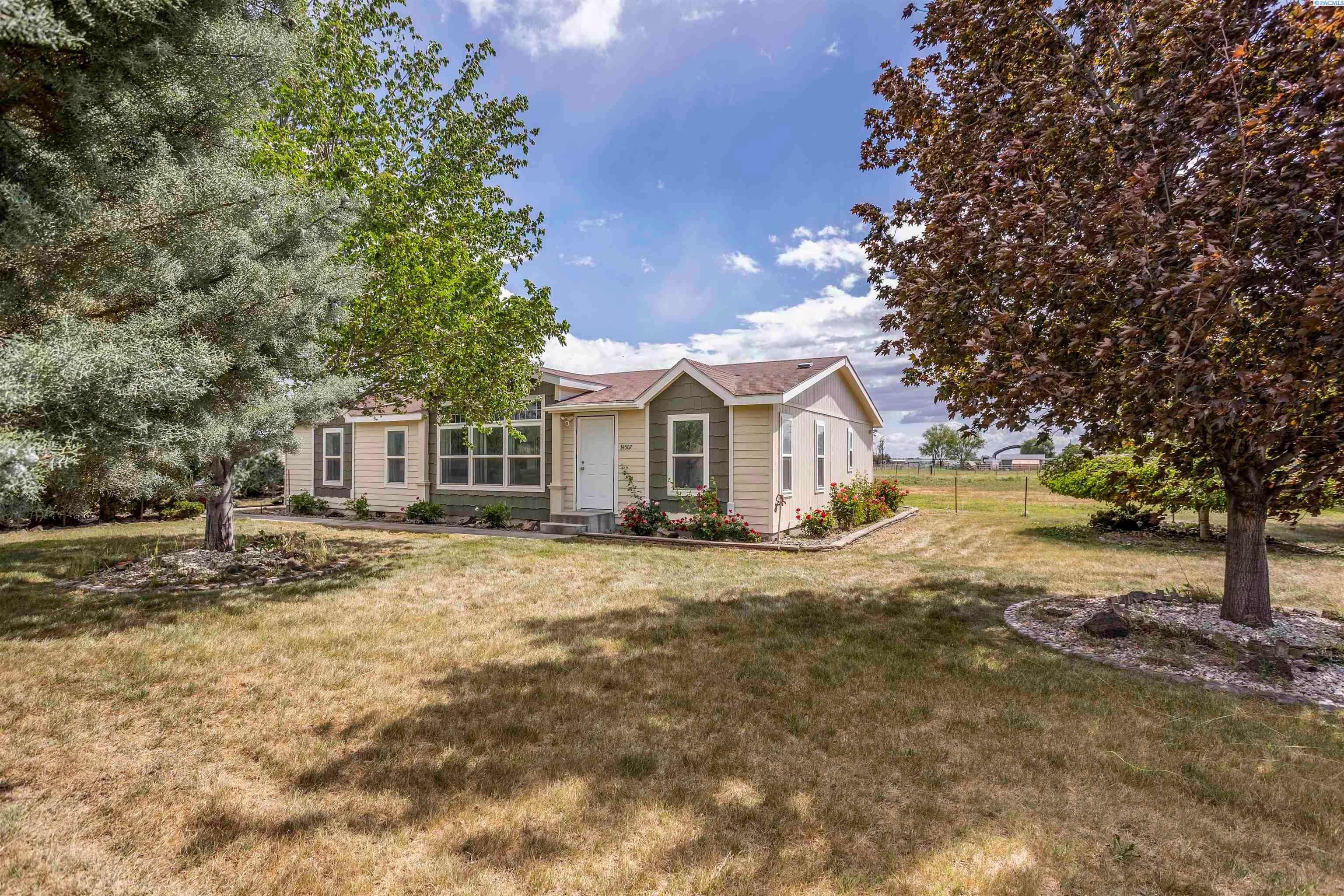 34507 South Finley Road Kennewick, WA 99337 - Photo 1 of 50 Gallery Image 1