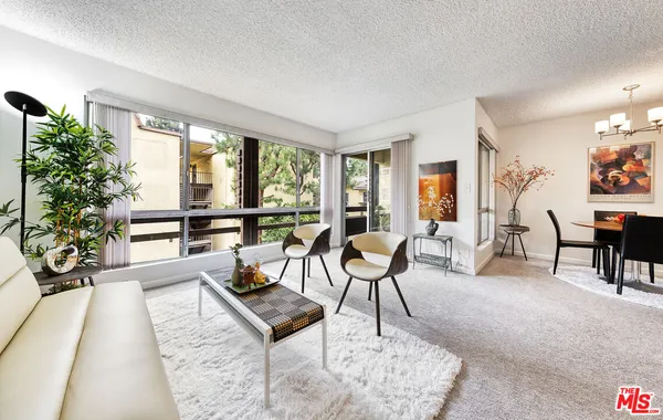 $639,900 | 6250 Buckingham Parkway, Unit 204, Culver City, CA 90230