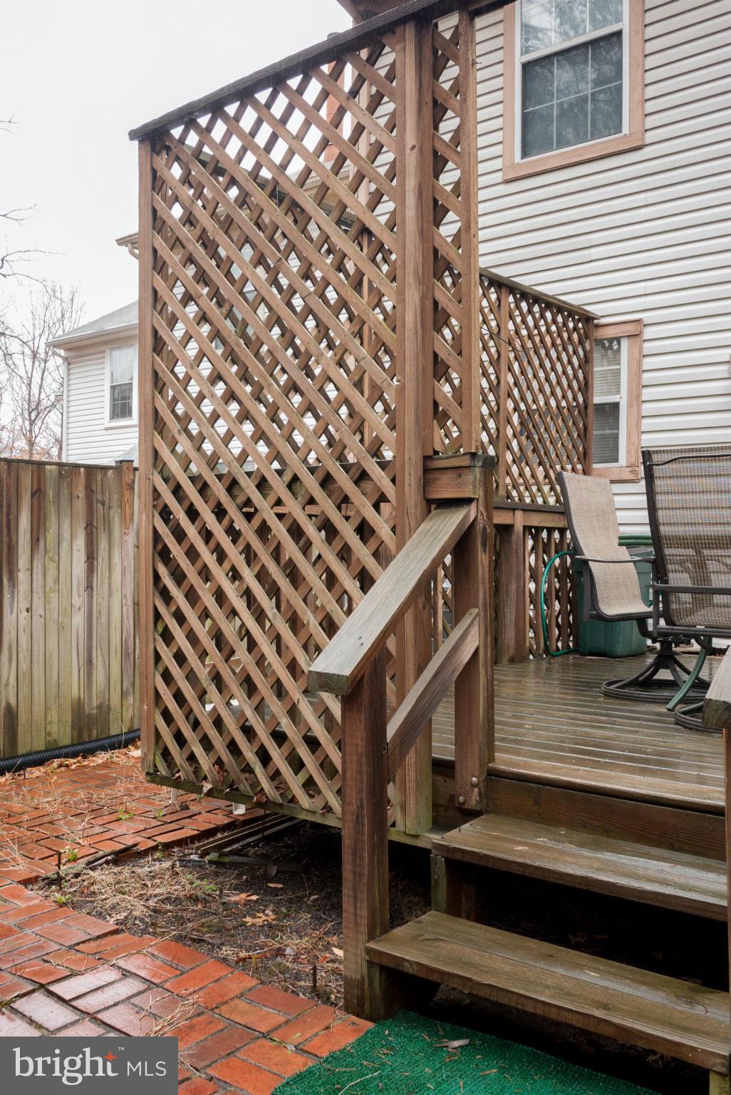 8531 Bauer Drive Springfield, VA 22152 - Photo 17 of 17 Exterior (Rear)