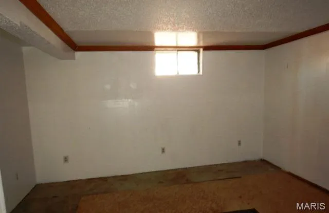 $144,000 | 1435 Aspen Drive, Florissant, MO 63031