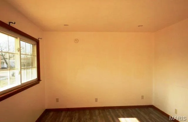 $144,000 | 1435 Aspen Drive, Florissant, MO 63031