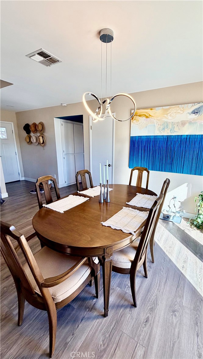 58271 Caliente Street Yucca Valley, CA 92284 - Photo 12 of 38 Dining Room