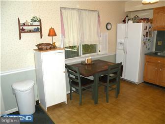364 Spohn Road Reading, PA 19608 - Photo 3 of 12 Kitchen