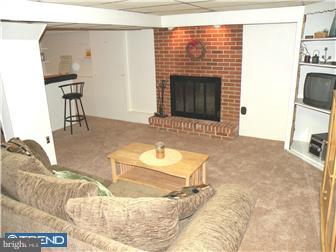 364 Spohn Road Reading, PA 19608 - Photo 4 of 12 Family Room