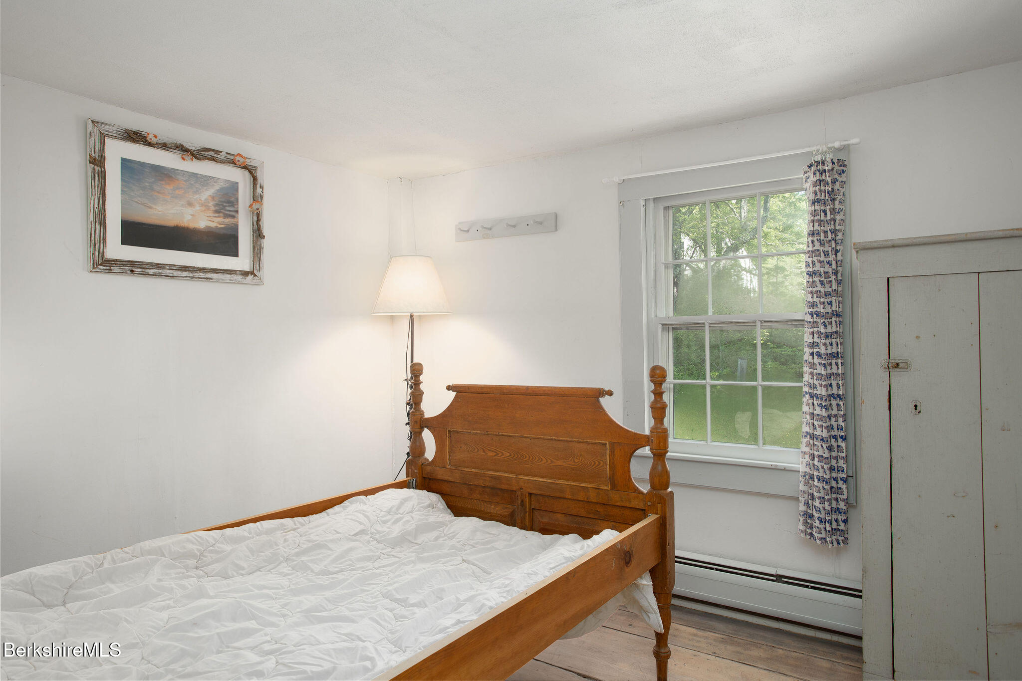 95 Town Hill Road Middlefield, MA 01235 - Photo 31 of 58 0028-second-floor-bed-one
