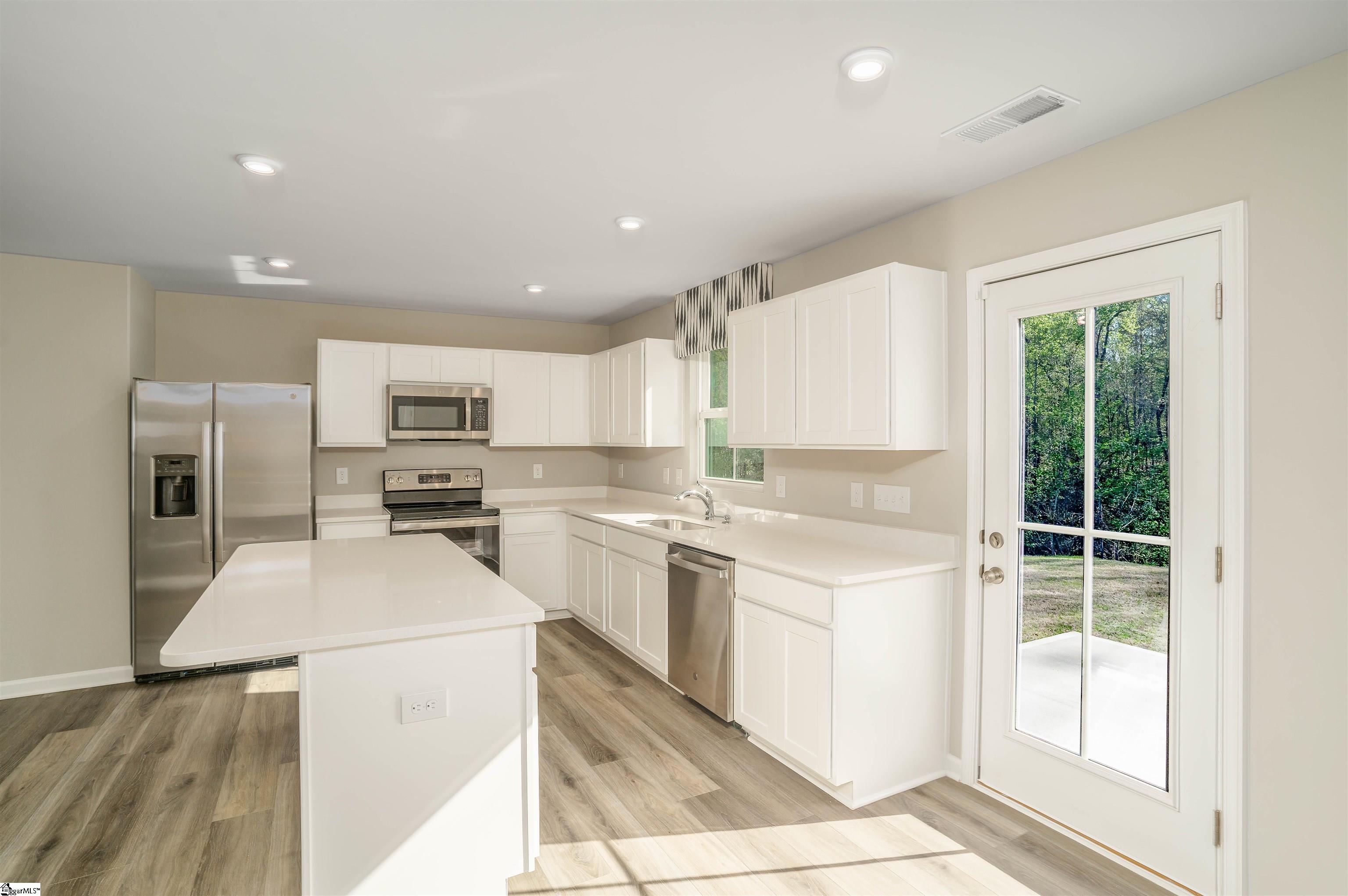 117 Wls Sta Road Seneca, SC 29678 - Photo 13 of 27