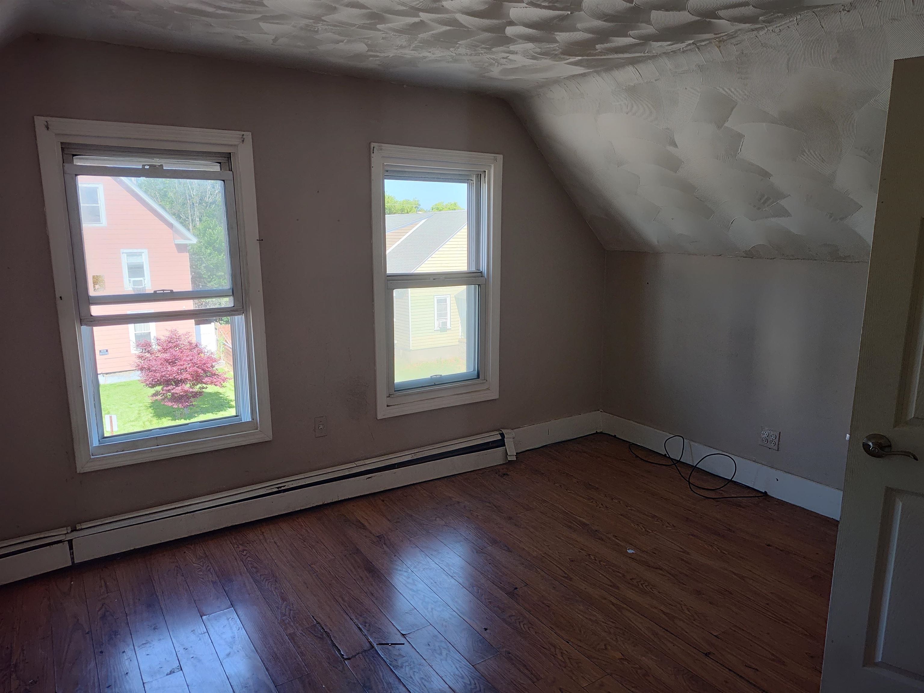183 Cartier Street Manchester, NH 03102 - Photo 10 of 17