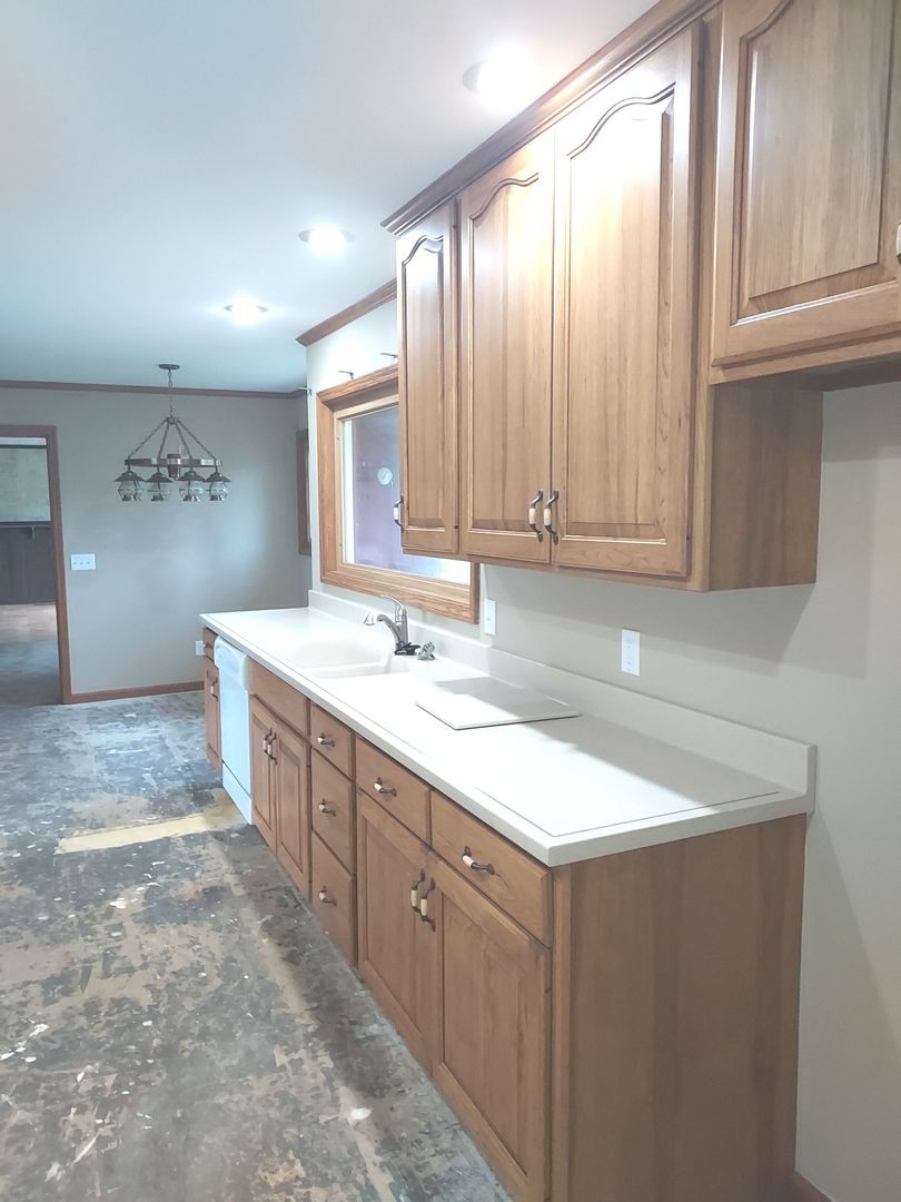 34 Walnut Circle Tuscola, IL 61953 - Photo 4 of 25