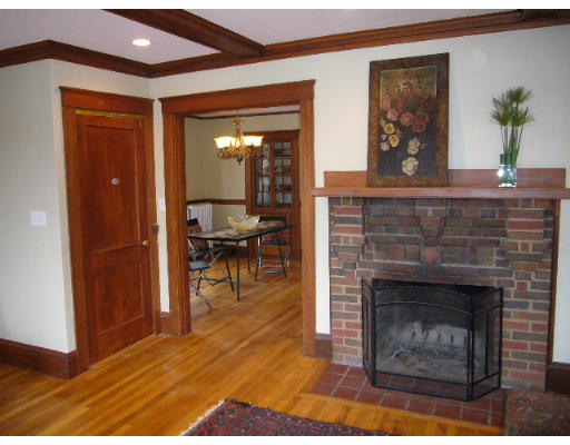 101-103 Hammond Road, Unit 2 Belmont, MA 02478 - Photo 3 of 13 Gallery Image 3