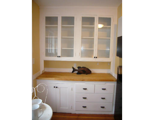 101-103 Hammond Road, Unit 2 Belmont, MA 02478 - Photo 8 of 13 Gallery Image 8