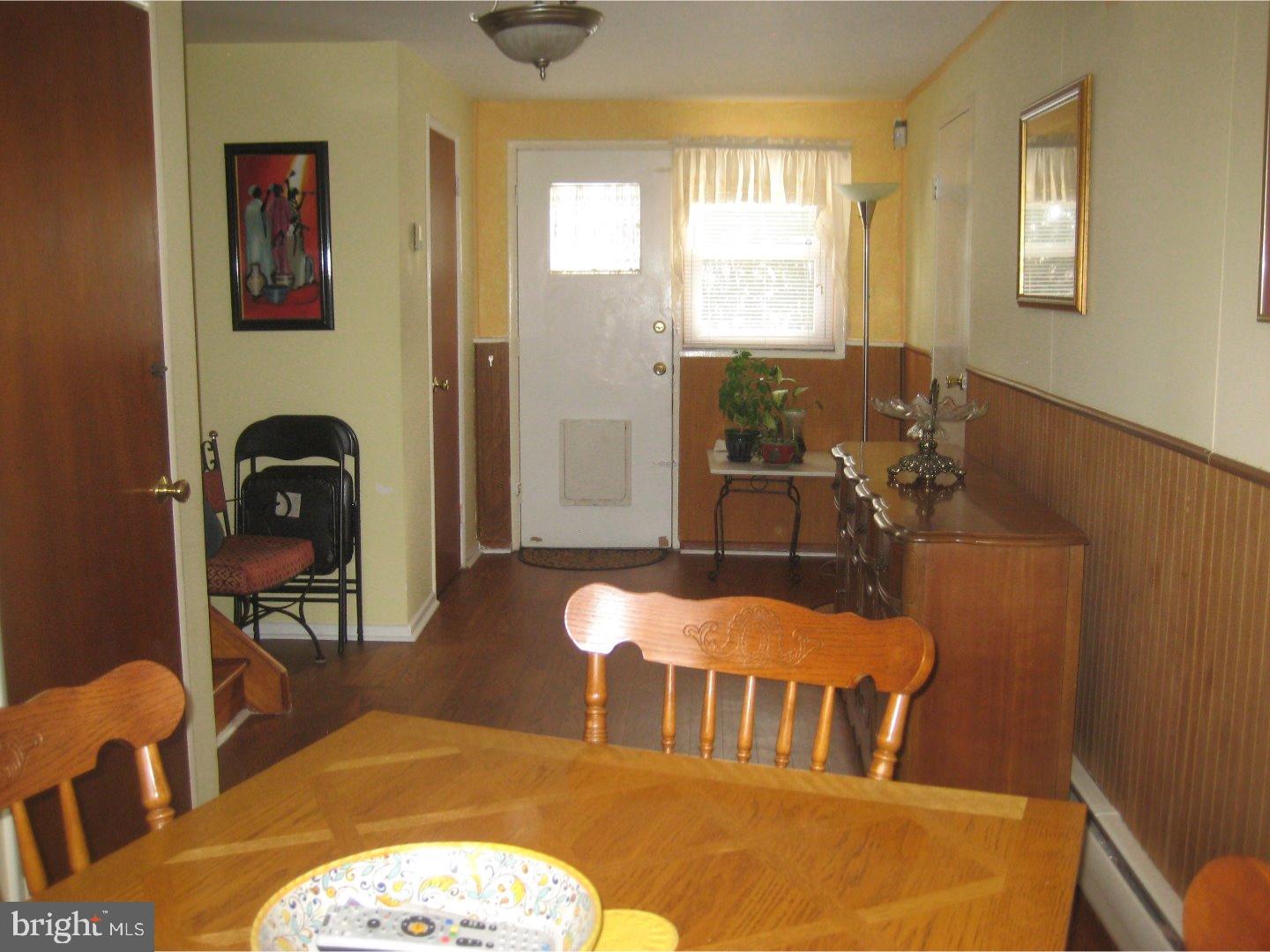 9953 Dungan Road Philadelphia, PA 19115 - Photo 21 of 24 Family Room