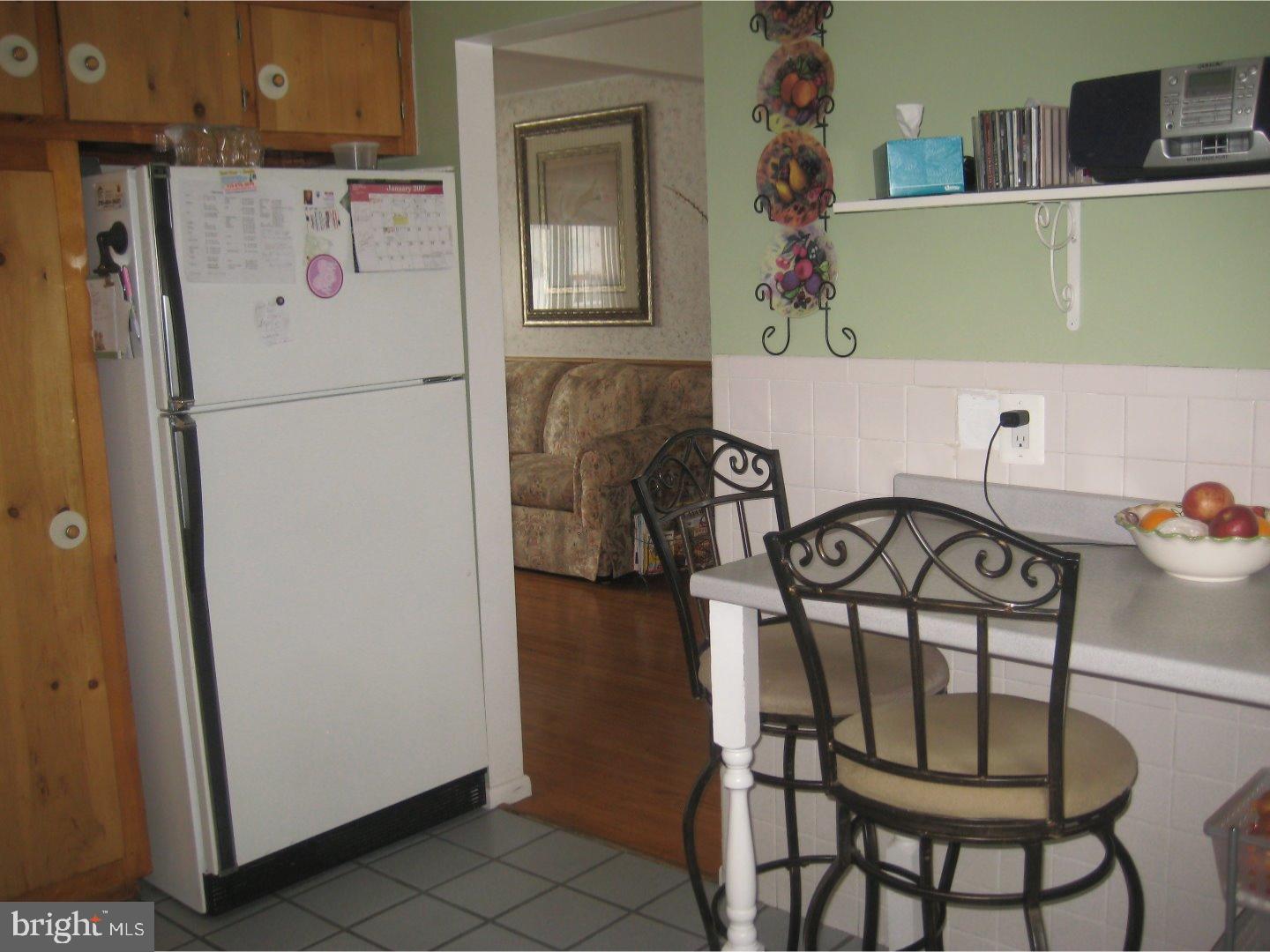 9953 Dungan Road Philadelphia, PA 19115 - Photo 10 of 24 Kitchen