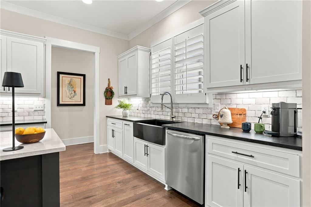 565 Mountain Road Woodstock, GA 30188 - Photo 15 of 48 Gallery Image 15