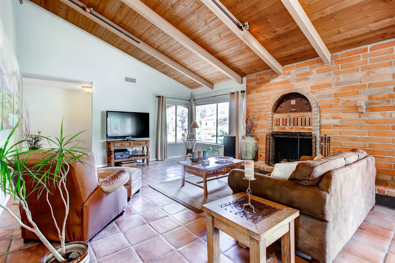 1864 Rancho Judith Alpine, CA 91901 - Photo 6 of 24