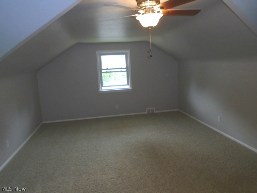 1271 Gordon Road Lyndhurst, OH 44124 - Photo 13 of 20