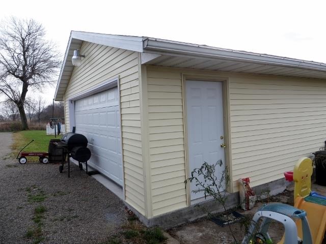 11441 South 200 E Road Muncie, IN 47302 - Photo 23 of 29 Gallery Image 23