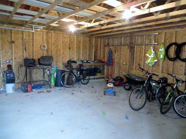 11441 South 200 E Road Muncie, IN 47302 - Photo 24 of 29 Gallery Image 24
