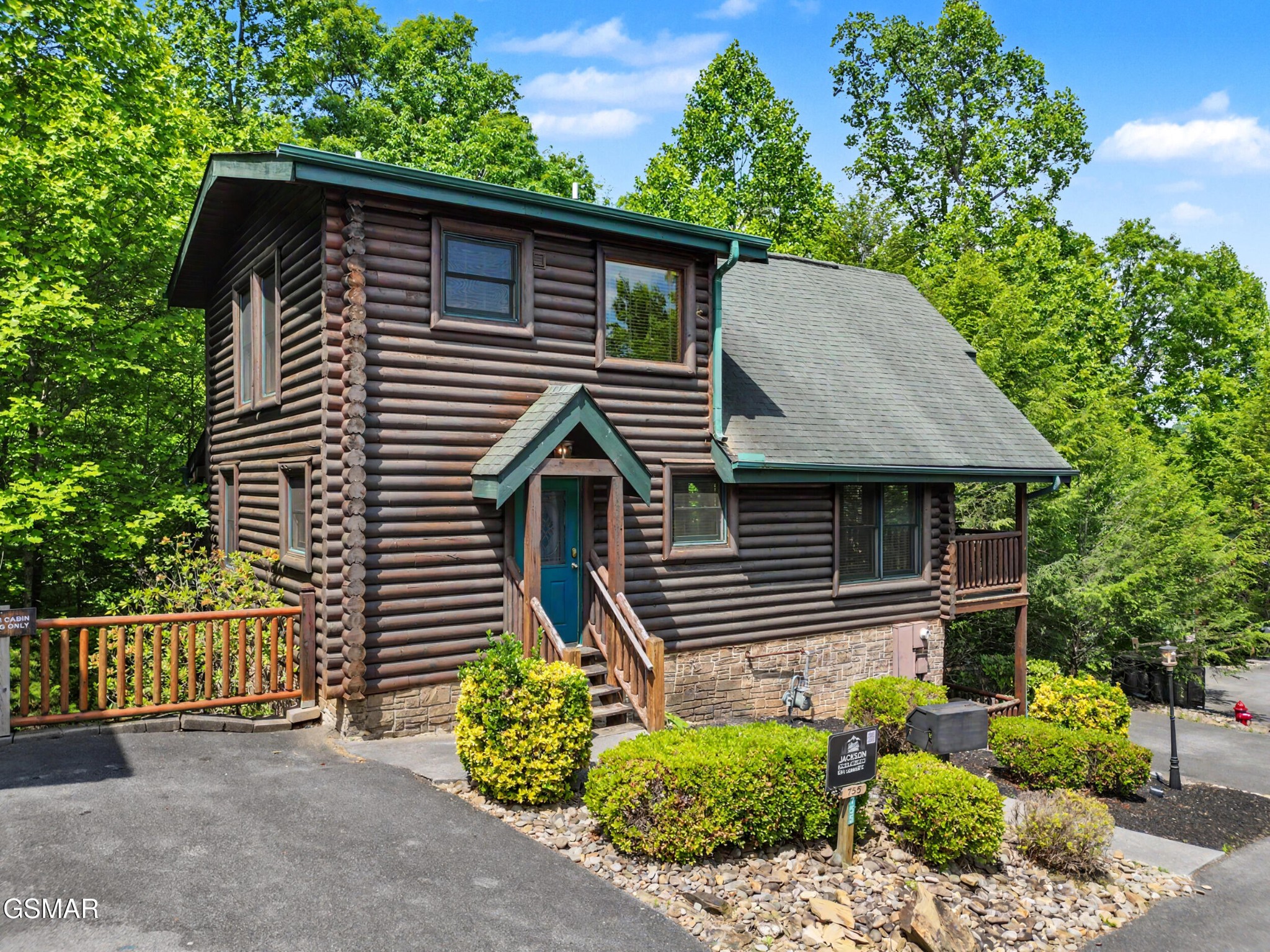 755 Glory Ridge Way Gatlinburg, TN 37738 - Photo 2 of 32 Gallery Image 2