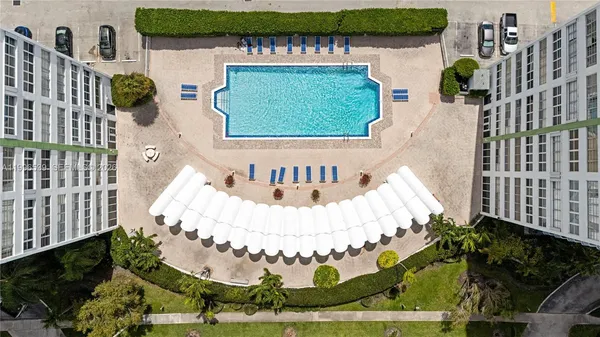 $235,000 | 2150 Sans Souci Boulevard, Unit A1607, North Miami, FL 33181