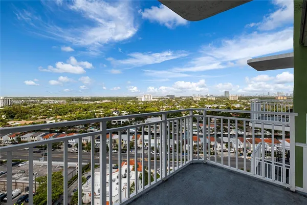 $235,000 | 2150 Sans Souci Boulevard, Unit A1607, North Miami, FL 33181