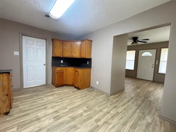 $165,000 | 909 West Elder Street, Colmesneil, TX 75938