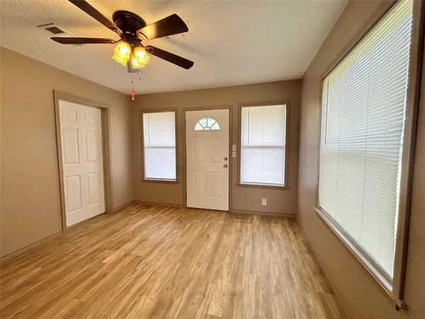 $165,000 | 909 West Elder Street, Colmesneil, TX 75938