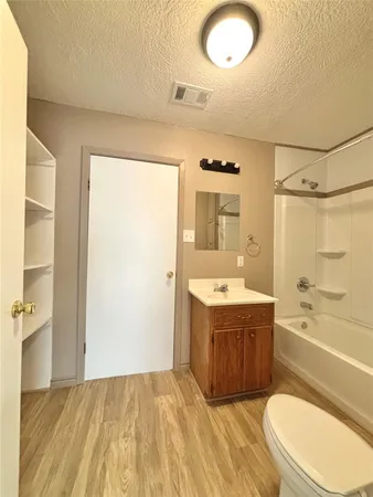 $165,000 | 909 West Elder Street, Colmesneil, TX 75938