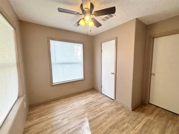 $165,000 | 909 West Elder Street, Colmesneil, TX 75938