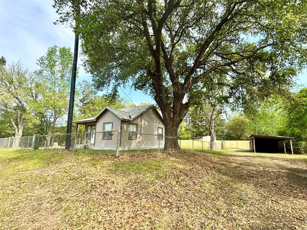 $165,000 | 909 West Elder Street, Colmesneil, TX 75938