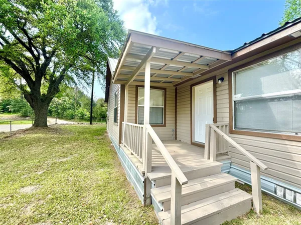 $165,000 | 909 West Elder Street, Colmesneil, TX 75938