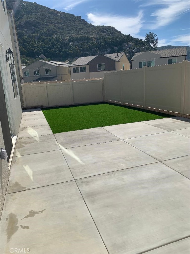 249 Hass Lane Fallbrook, CA 92028 - Photo 2 of 15